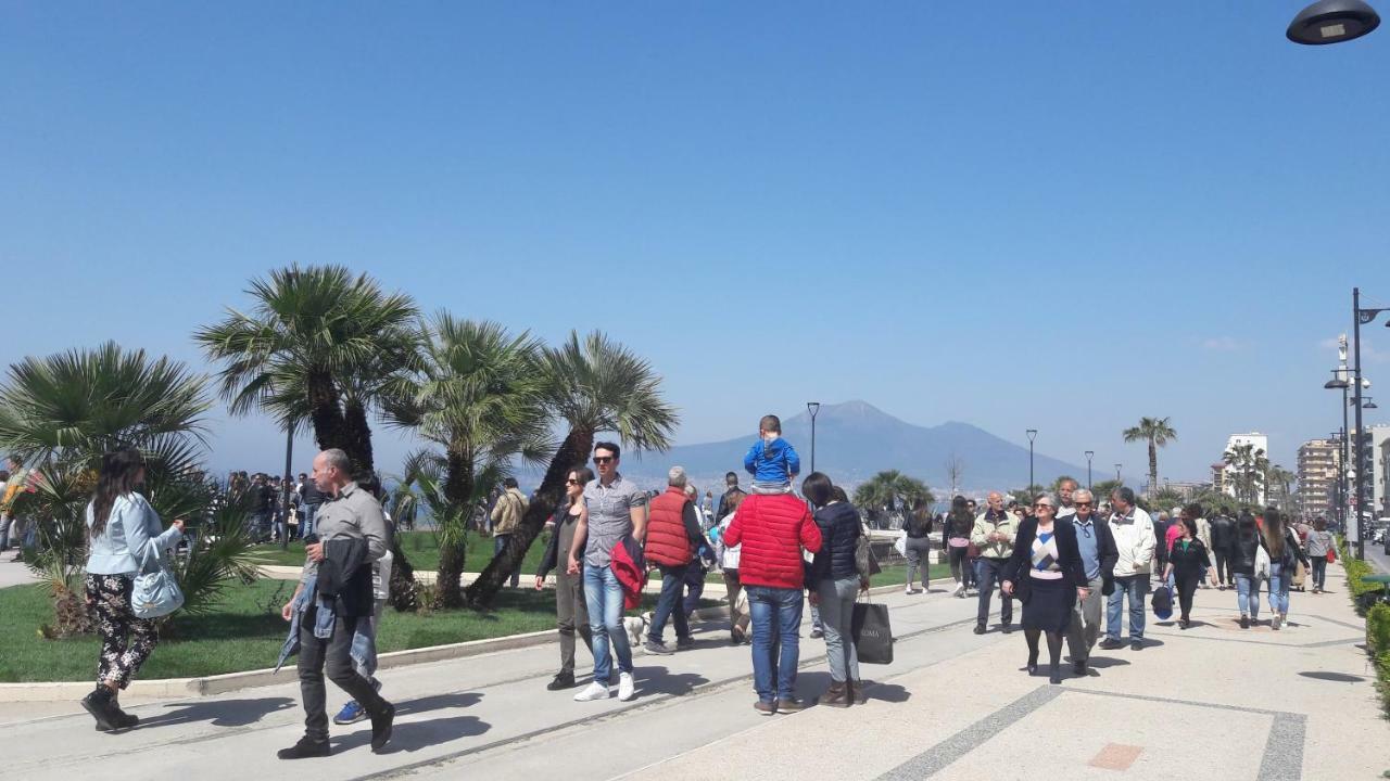 La Mansarda Sulla Terrazza Appartement Castellammare di Stabia Buitenkant foto