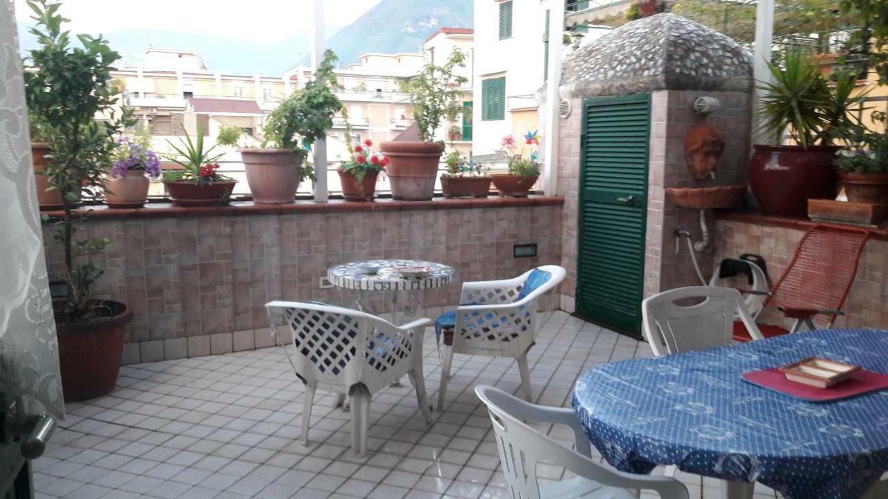 La Mansarda Sulla Terrazza Appartement Castellammare di Stabia Buitenkant foto