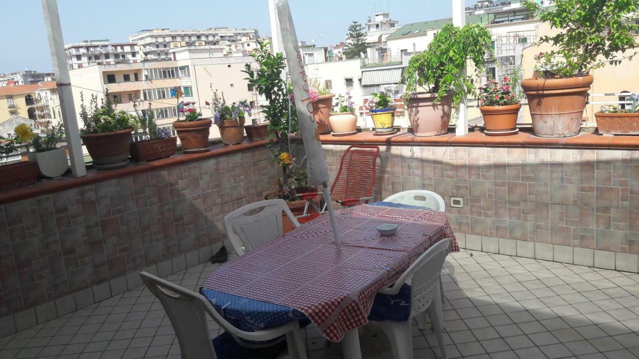 La Mansarda Sulla Terrazza Appartement Castellammare di Stabia Buitenkant foto